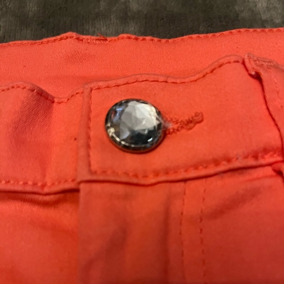 Capris - Picture 3 of 4